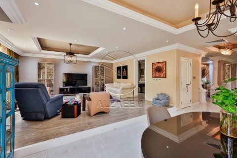Villa de 5 dormitorios en Abu Dhabi, UAE No. 90934 10