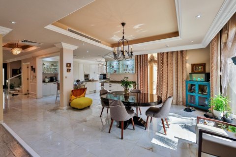 Villa de 5 dormitorios en Abu Dhabi, UAE No. 90934 11