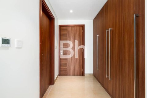 Квартира с 3 спальнями  №113000 19