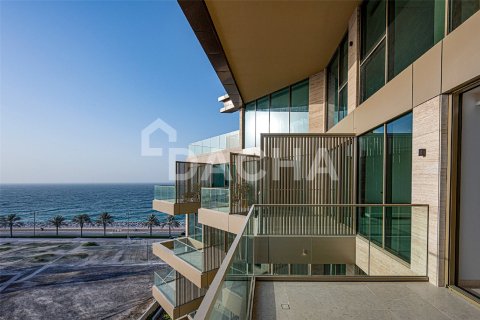 Квартира с 2 спальнями в The Crescent, ОАЭ №164741 18