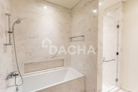 Apartment de 3 dormitorios en Harbour Views 1, UAE No. 164743 12