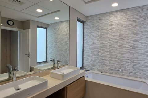Villa de 4 dormitorios en Muwaileh Commercial, UAE No. 207545 17