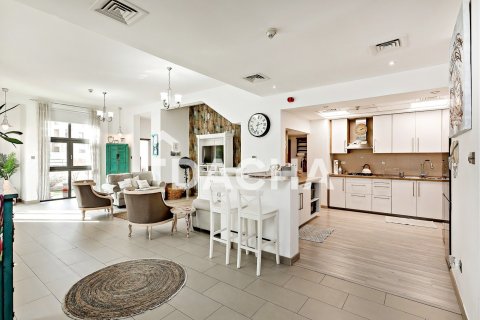 Вилла с 4 спальнями в Джумейра Вилладж Серкл, ОАЭ №155504