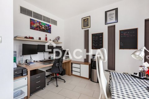 Вилла с 4 спальнями в Джумейра Вилладж Серкл, ОАЭ №155504 15