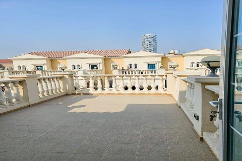 Townhouse de 2 chambres à Jumeirah Village Circle, UAE No. 155505 4