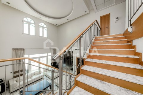 4 bedrooms Penthouse in Shoreline Apartments, UAE No. 155503 19