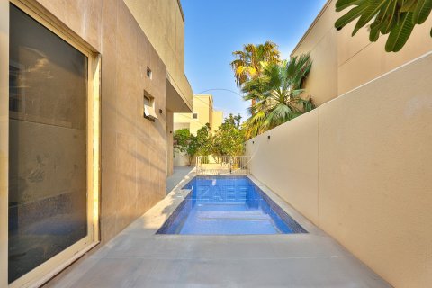 Villa de 5 chambres No. 127724 2