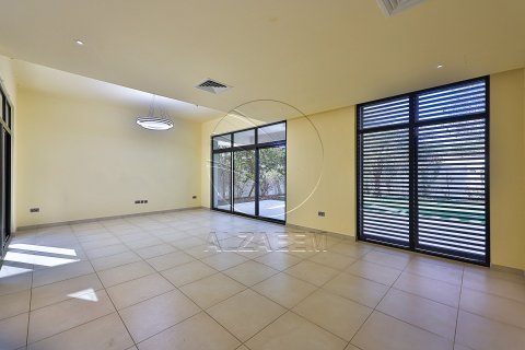 Villa de 5 dormitorios No. 127723 16