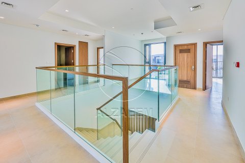 Villa de 4 dormitorios No. 127725 10