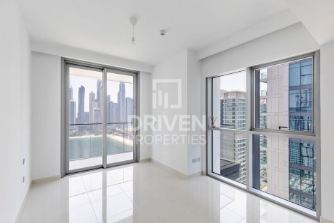 Квартира с 1 спальней в EMAAR Beachfront, ОАЭ №202894 8