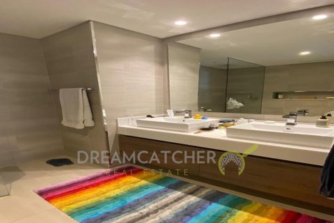Apartment de 2 dormitorios en Dubai, UAE No. 94876 8