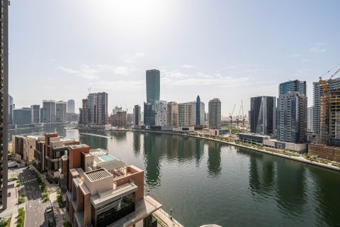 2 bedrooms Apartment in Business Bay, UAE No. 195082 12