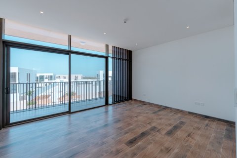 5 bedrooms Villa in Abu Dhabi, UAE No. 195081 6
