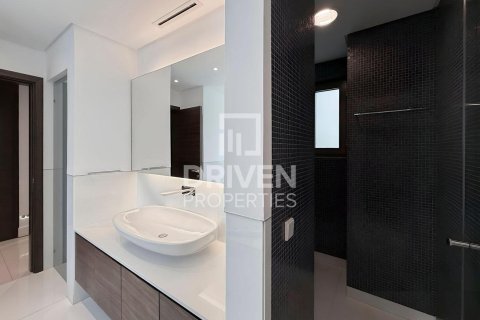 6 bedrooms Villa in Signature Villas, UAE No. 192612 27