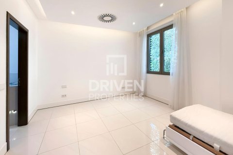 6 bedrooms Villa in Signature Villas, UAE No. 192612 14