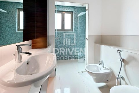 6 bedrooms Villa in Signature Villas, UAE No. 192612 25