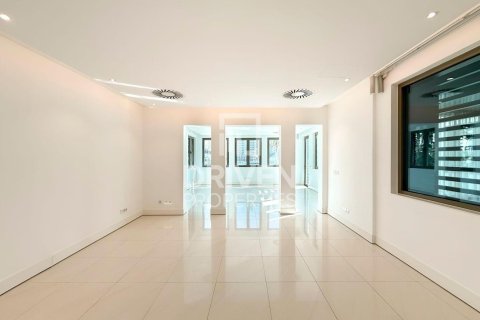 6 bedrooms Villa in Signature Villas, UAE No. 192612 15