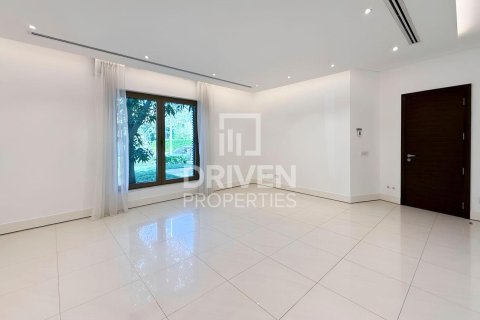 6 bedrooms Villa in Signature Villas, UAE No. 192612 6