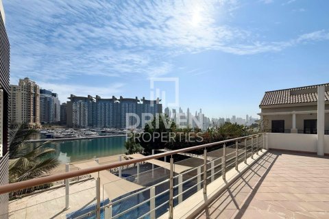6 bedrooms Villa in Signature Villas, UAE No. 192612 3