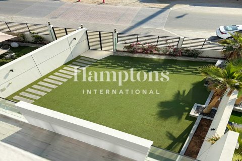 4 غرف نوم فيلا  رقم 132440