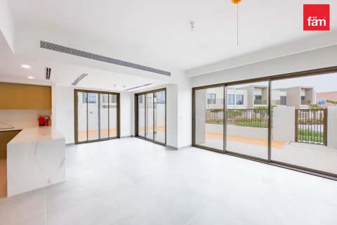 Townhouse de 4 dormitorios  No. 112287 2