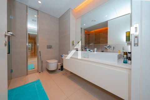 Квартира с 3 спальнями  №115145 12