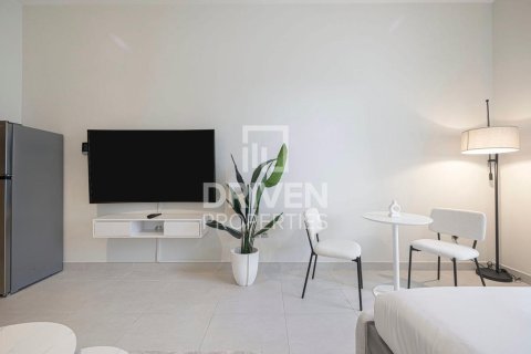 Studio Apartment in Dubai Hills Estate, UAE No. 200712 3