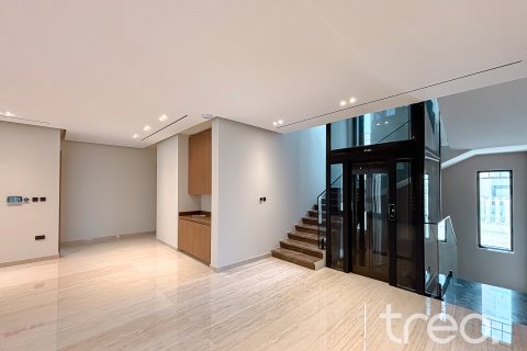 6 bedrooms Villa in Jumeirah Park, UAE No. 199061 13