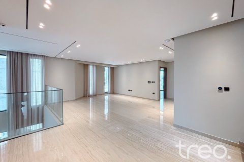 6 bedrooms Villa in Jumeirah Park, UAE No. 199061 14