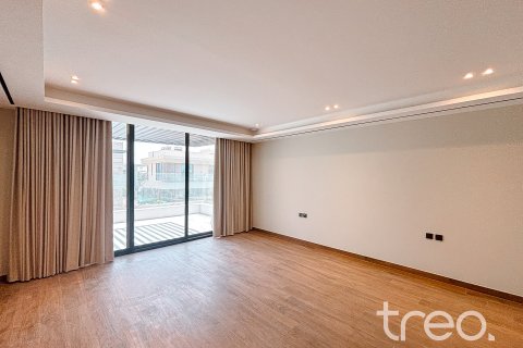 6 bedrooms Villa in Jumeirah Park, UAE No. 199061 8
