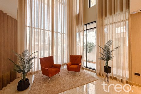 6 bedrooms Villa in Jumeirah Park, UAE No. 199061 20