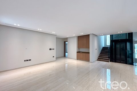 6 bedrooms Villa in Jumeirah Park, UAE No. 199061 12
