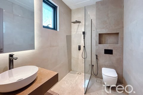6 bedrooms Villa in Jumeirah Park, UAE No. 199061 16