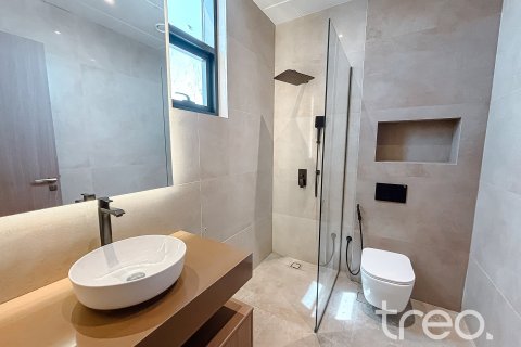 6 bedrooms Villa in Jumeirah Park, UAE No. 199061 4