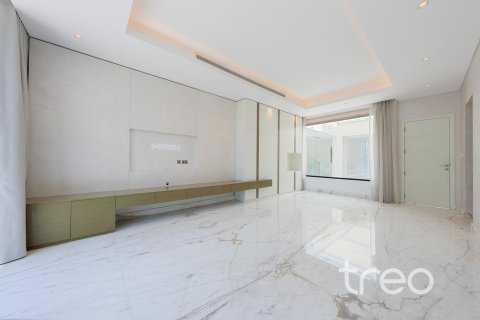 6 bedrooms Villa in Jumeirah Park, UAE No. 199057 7