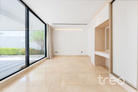 6 bedrooms Villa in Jumeirah Park, UAE No. 199057 22