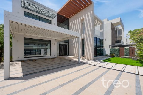 6 bedrooms Villa in Jumeirah Park, UAE No. 199057 25