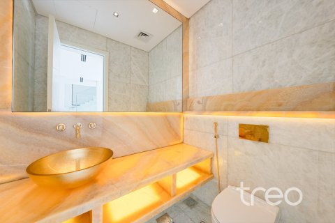 6 bedrooms Villa in Jumeirah Park, UAE No. 199057 21