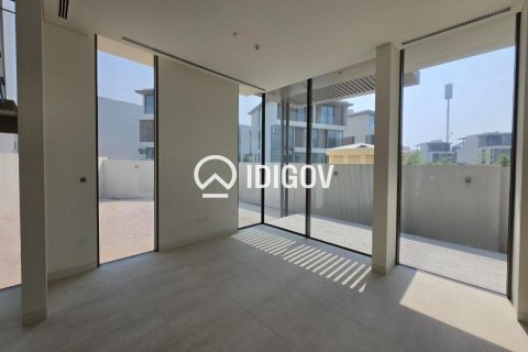 Вилла с 4 спальнями в Nad Al Sheba 1, ОАЭ №209029 11