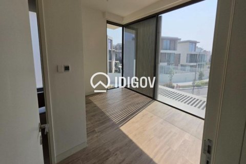 Вилла с 4 спальнями в Nad Al Sheba 1, ОАЭ №209029 20