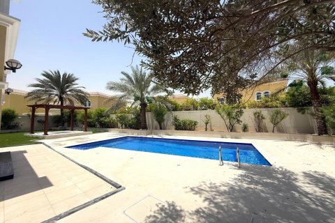 3 غرف نوم فيلا في Legacy, الإمارات العربية المتحدة رقم 88417 5
