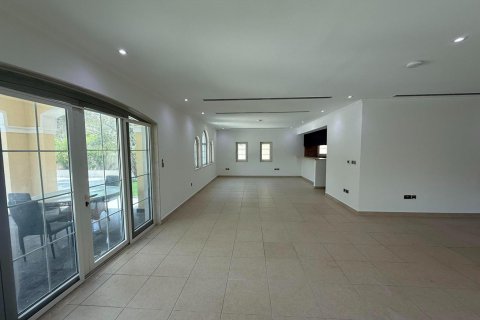 3 غرف نوم فيلا في Legacy, الإمارات العربية المتحدة رقم 88417 22