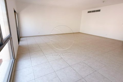 Villa de 4 dormitorios en Abu Dhabi, UAE No. 90221 14
