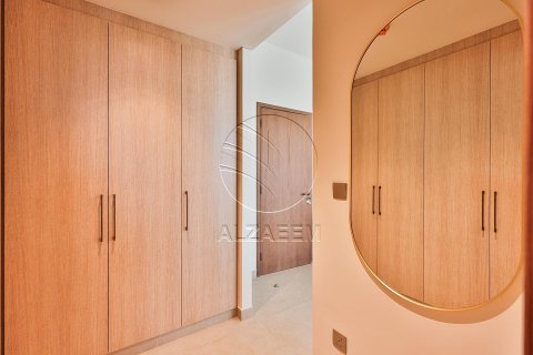 3 bedrooms Townhouse in Khalifa City, UAE No. 90223 12