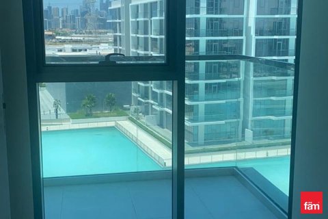 3 bedrooms Apartment in Dubai, UAE No. 148704 6