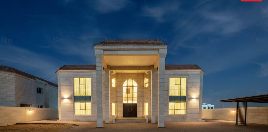 6 bedrooms Villa No. 127410