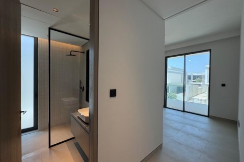 Вилла с 4 спальнями в Tilal Al Ghaf, ОАЭ №151091 16