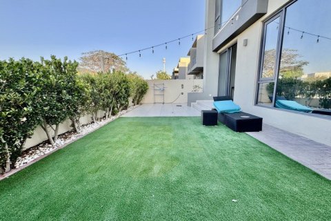Villa de 4 dormitorios en Dubai Hills Estate, UAE No. 151092 15