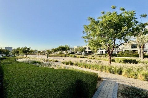 Villa de 4 dormitorios en Dubai Hills Estate, UAE No. 151092 13
