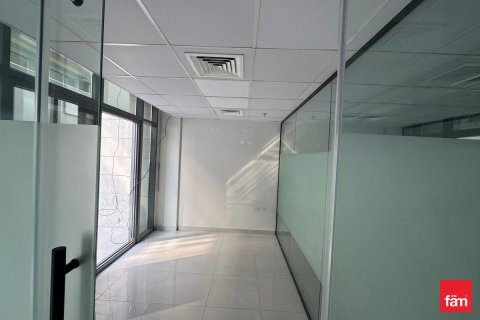 96.9m² Office in Dubai, UAE No. 140467 5
